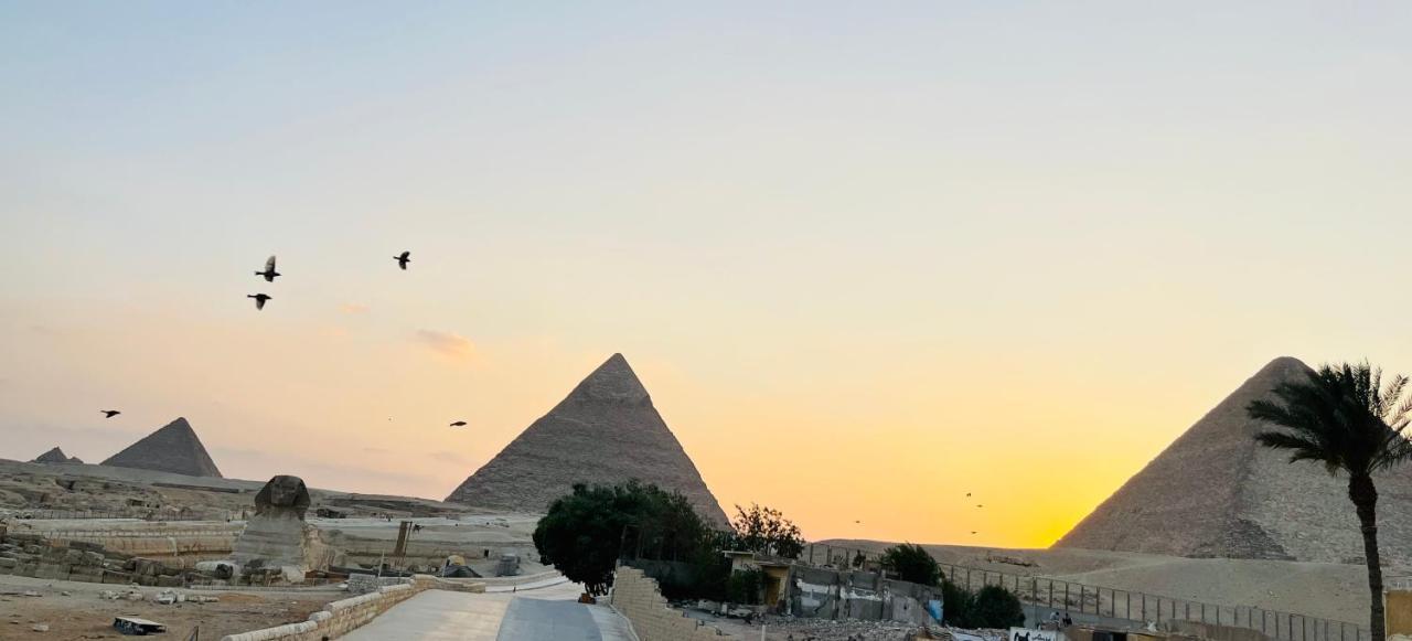 The Gate Hotel Front Pyramids & Sphinx View Kafret el-Gabal Kültér fotó