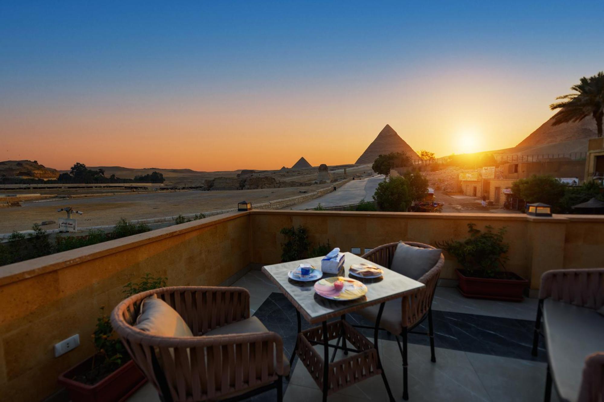 The Gate Hotel Front Pyramids & Sphinx View Kafret el-Gabal Kültér fotó